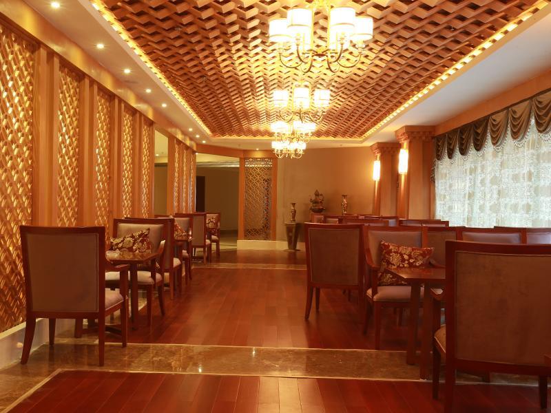 Balagezong Tibetan Ecological Hotel Shangri-La Exterior photo